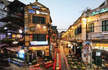 VIETNAM 8 DAYS: HANOI, HALONG BAY, DA NANG, HOI AN & SAIGON