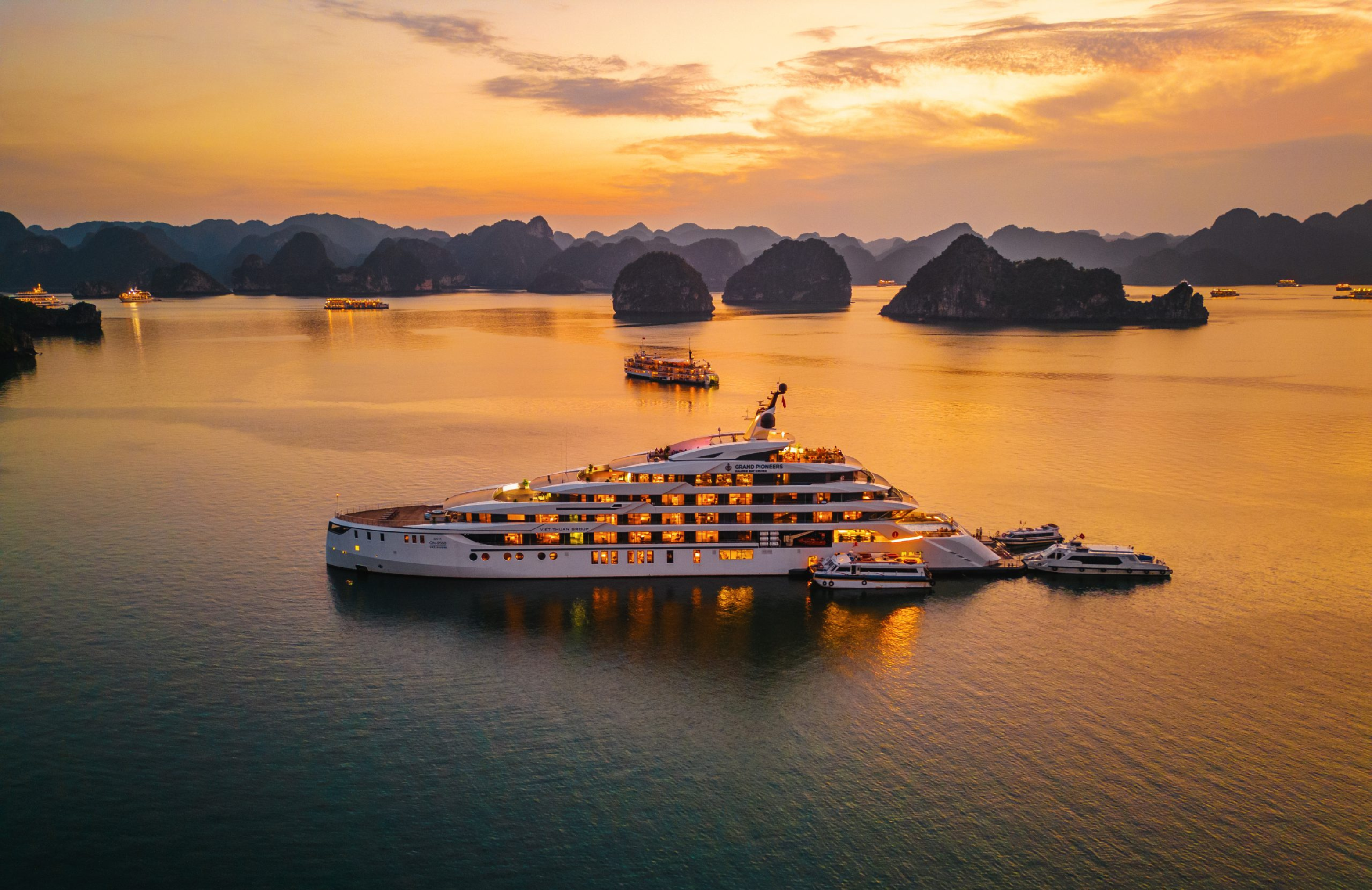Ha Long Signature Experience